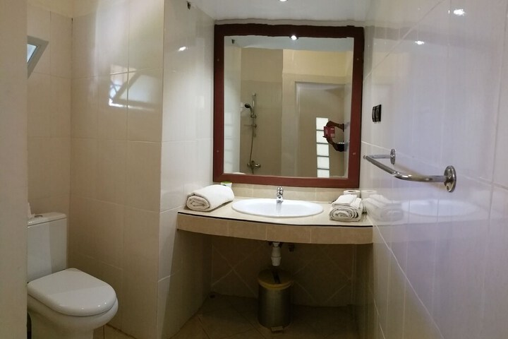 Room 15 of 54
