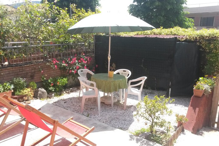 Terrace/Patio 13 of 15
