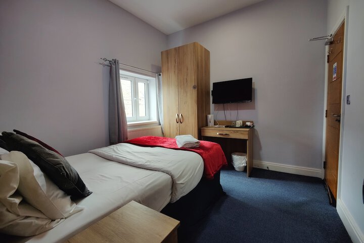 Room 13 of 45