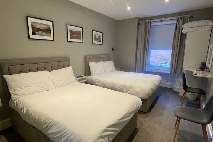 Room 30 of 95