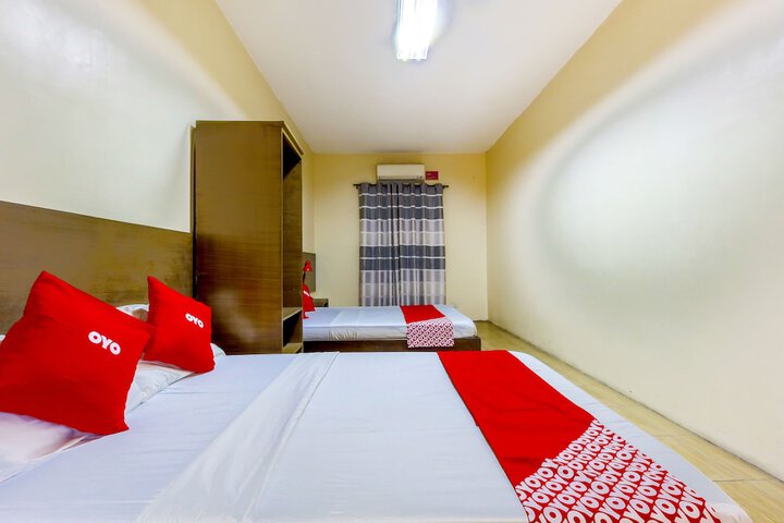 Room 2 of 84