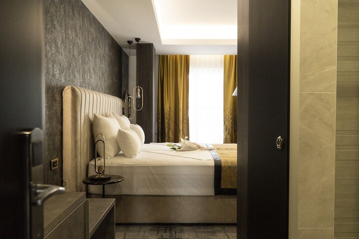 Room 40 of 70