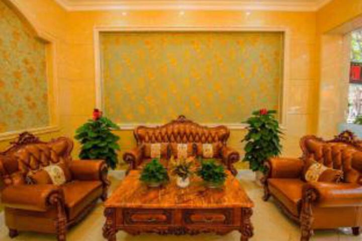 JWN Golden Hotel