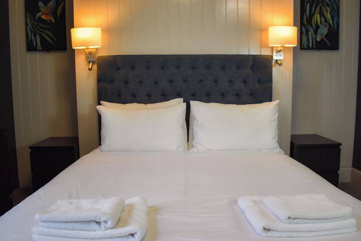 Room 21 of 94