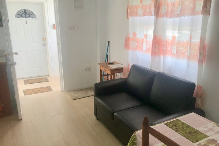 Room 72 of 157