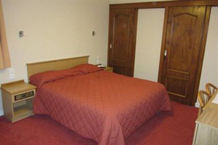 Room 36 of 68