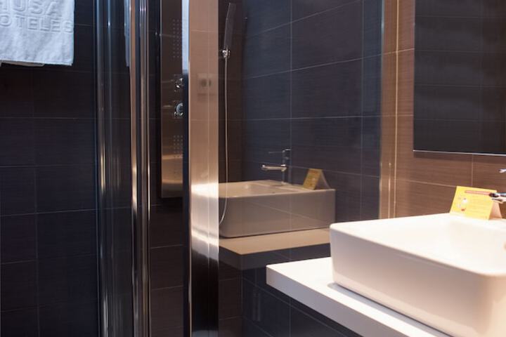 Bathroom Interior Photo