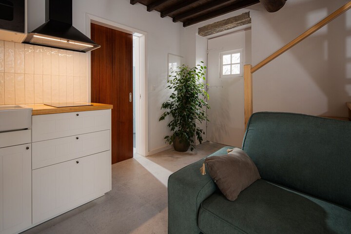 Room 15 of 46