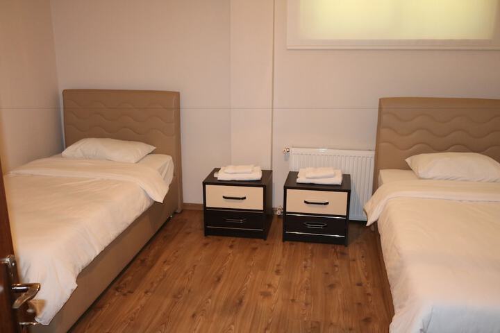 Room 22 of 62