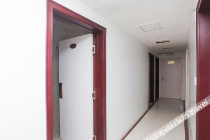 Hotel Interior 21 of 29