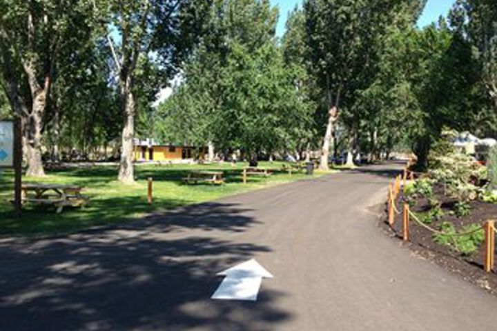 Property Grounds 37 of 43