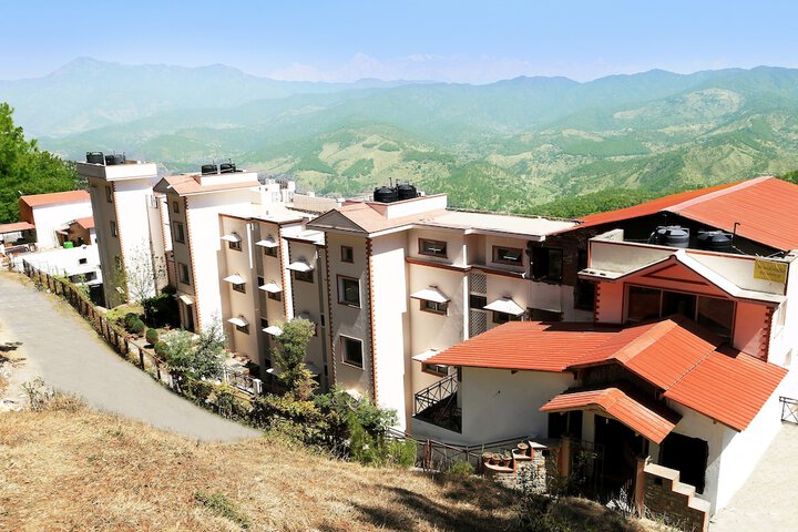 Hotel Entry