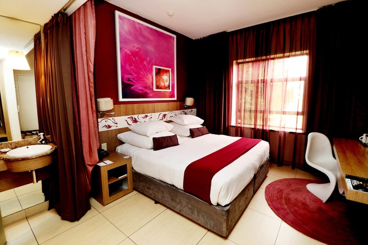Room 6 of 47