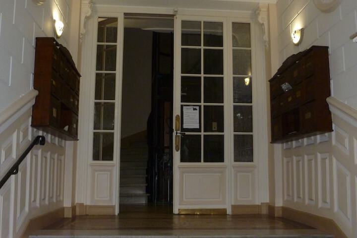 Hotel 2 of 114