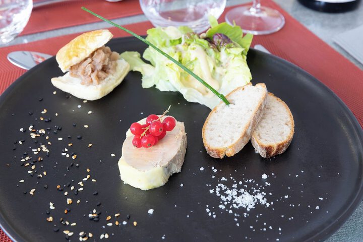 Dining 43 of 67