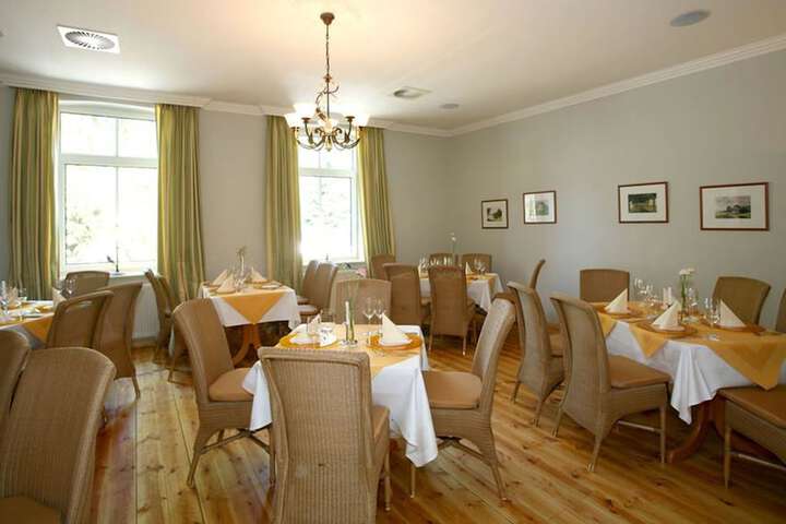 Dining Photos