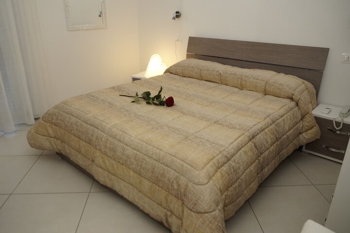 Room 8 of 51