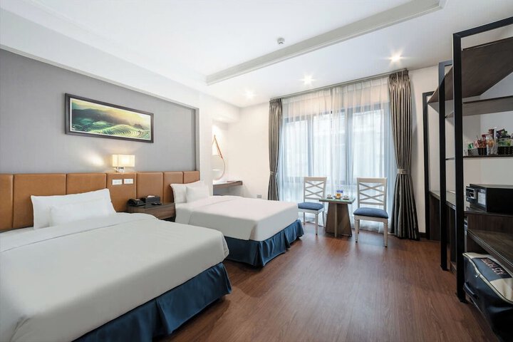 Room 5 of 23