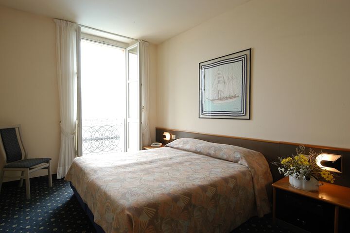 Room 97 of 145