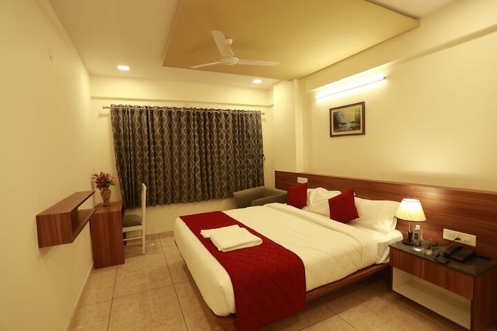 Room 6 of 91