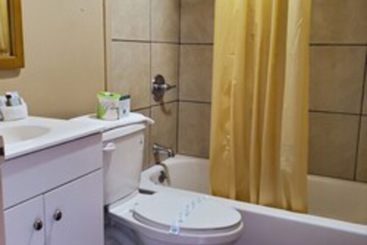 Room 3 of 41