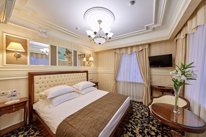Room 19 of 75