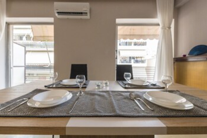 Room 5 of 23