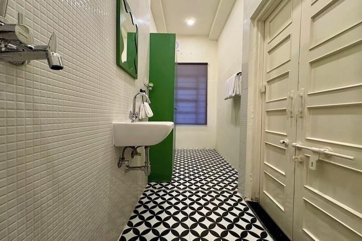 Room 65 of 70