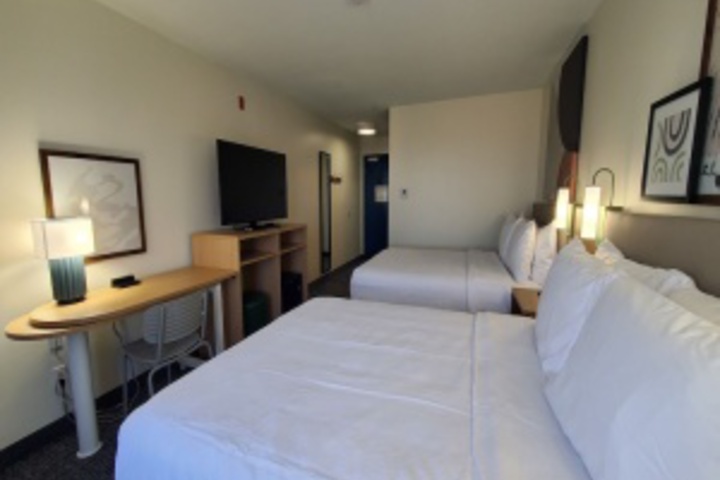Room 285 of 336