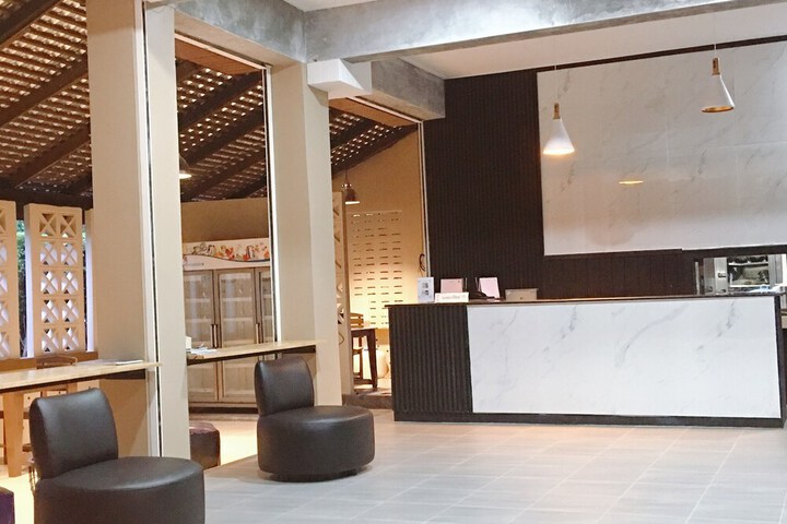 Guest Lobby