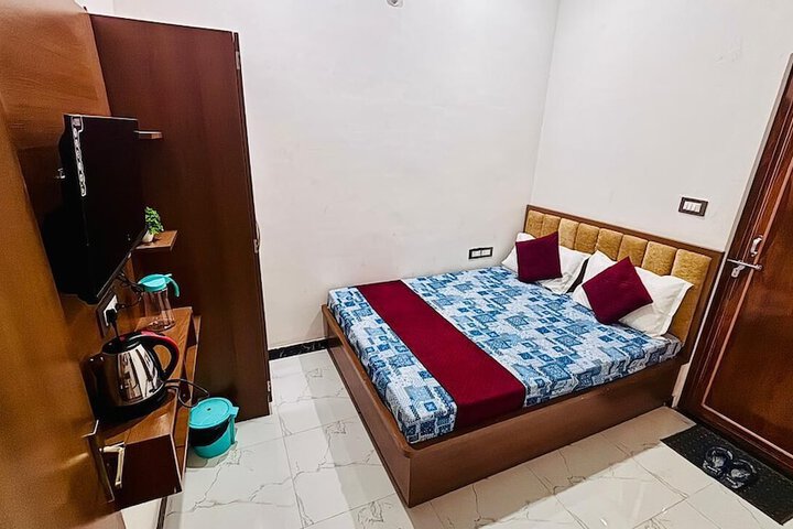 Room 16 of 71