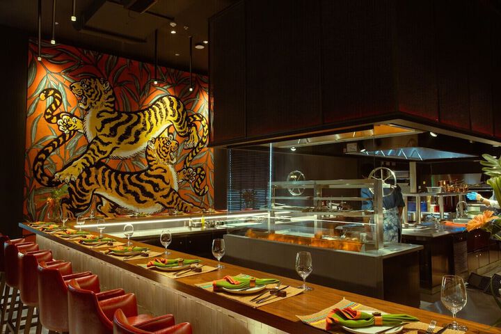 Dining 44 of 78