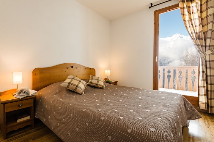 Room 5 of 23
