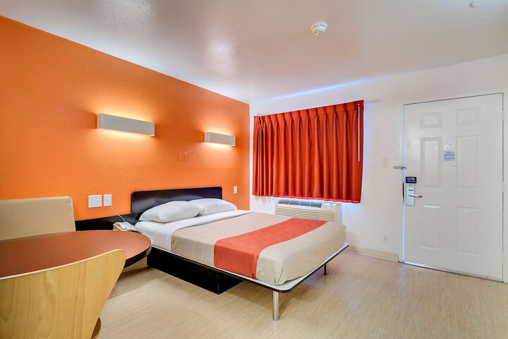 1 Queen Bed ADA Accessible Roll in Shower (3 of 5)