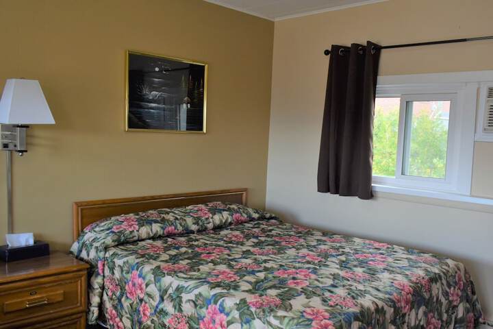Room 11 of 43