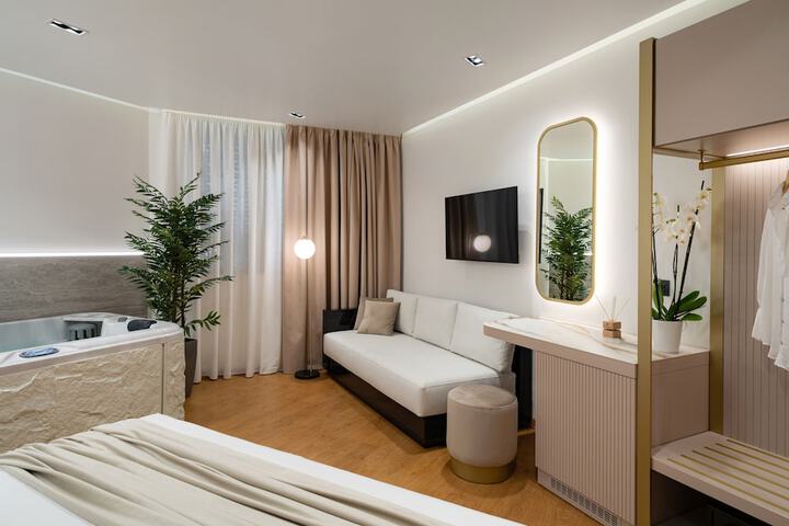 Room 22 of 60