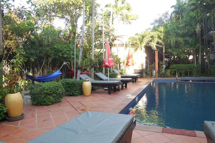 Pools & Facilities