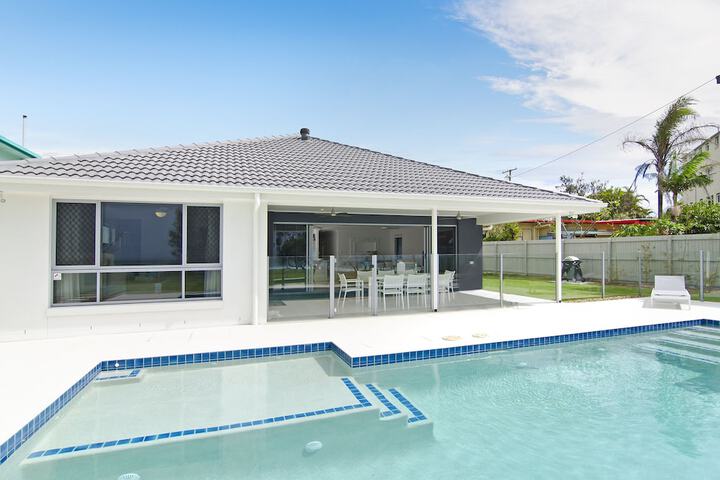 Pool 17 of 30