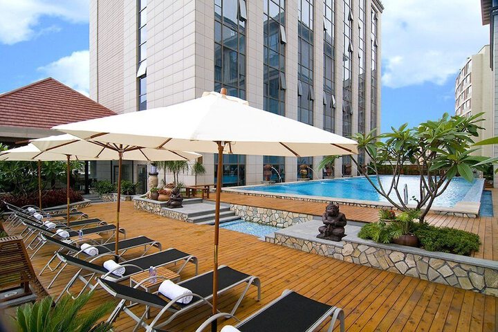 Pool 57 of 98