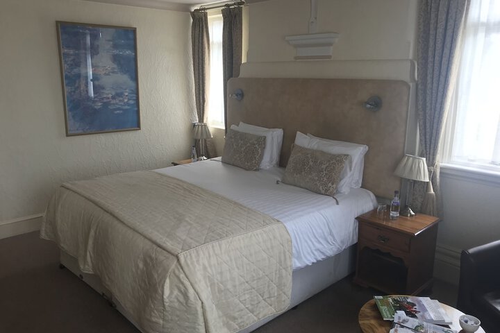 Room 4 of 69