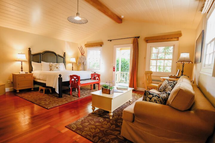 Room 2 of 48