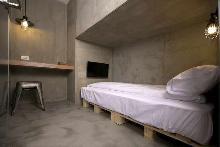 Room 38 of 114