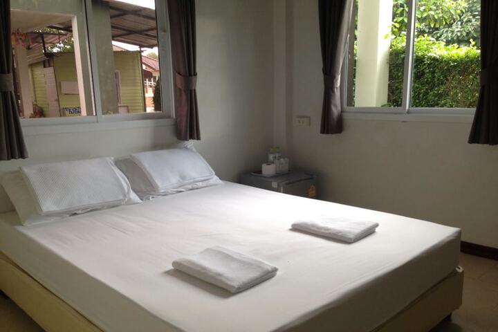 Room 3 of 46
