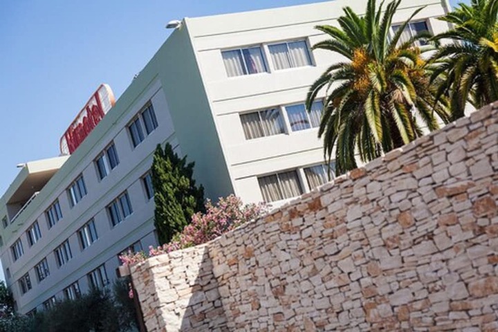 Hotel 48 of 51