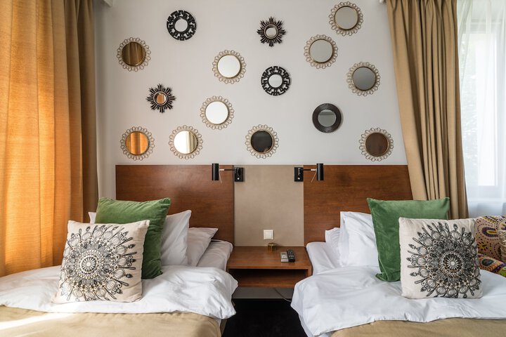 Room 11 of 54