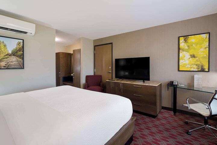 Room 34 of 88