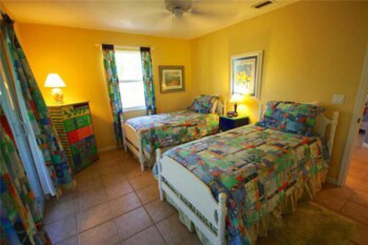 Room 18 of 23