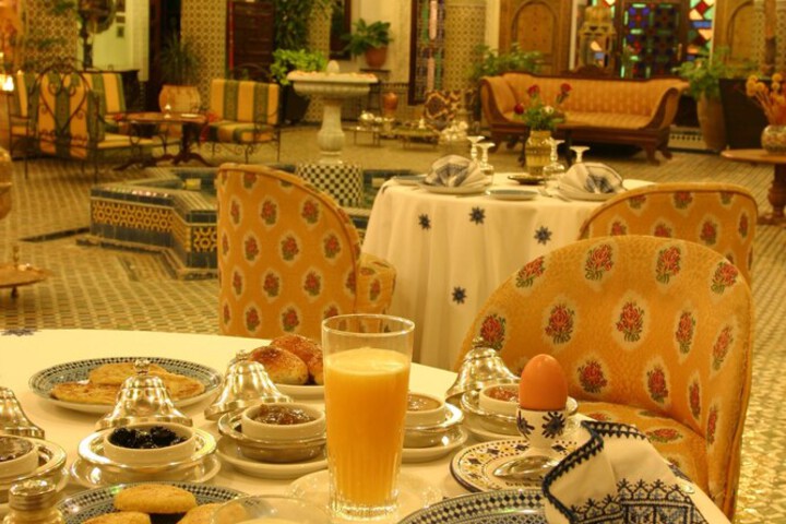 Breakfast/Coffee Service 104 of 138
