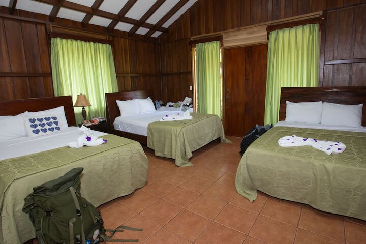 Room 9 of 27