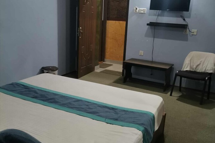 Room 19 of 46